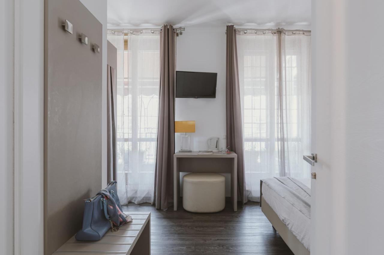 Residenza Il Giglio Ξενοδοχείο Ρώμη Εξωτερικό φωτογραφία