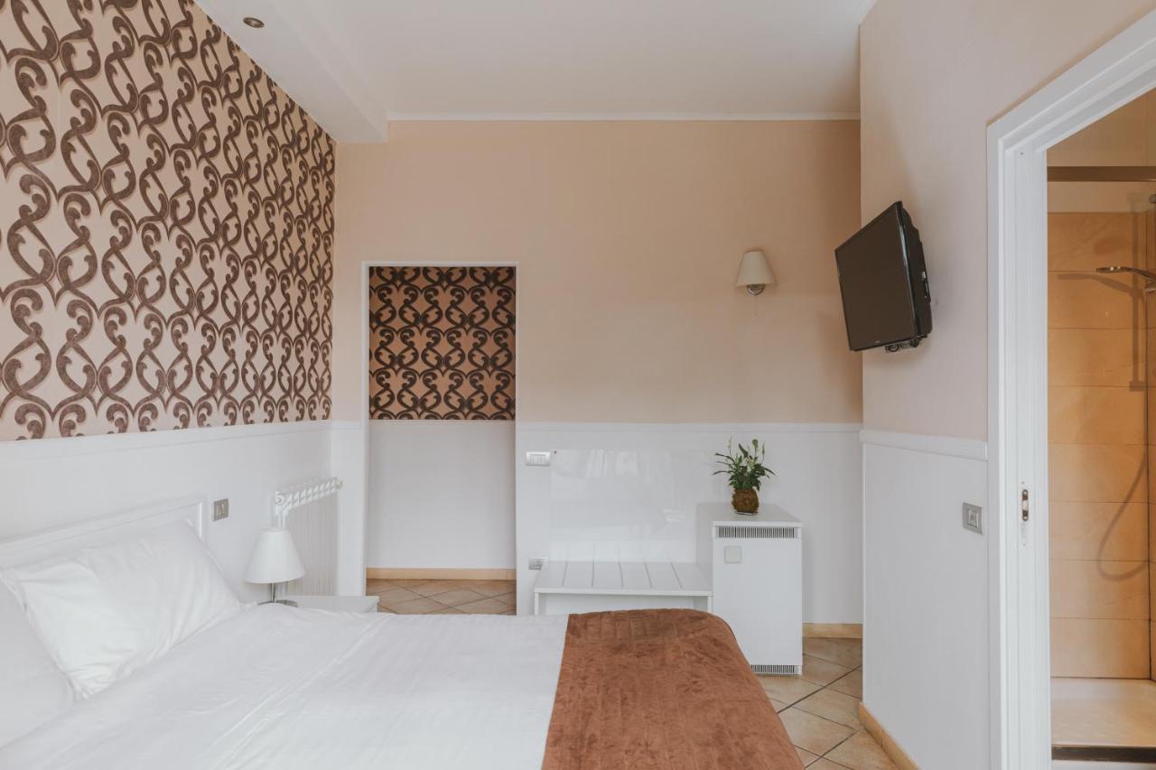 Residenza Il Giglio Ξενοδοχείο Ρώμη Εξωτερικό φωτογραφία